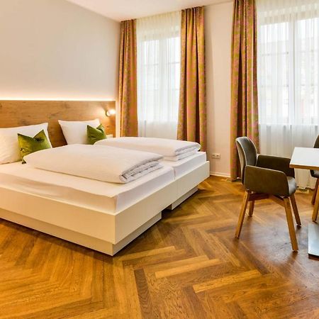 Bett'N Glueck - Uebernachtung & Fruehstueck Bed & Breakfast Zusmarshausen Ngoại thất bức ảnh