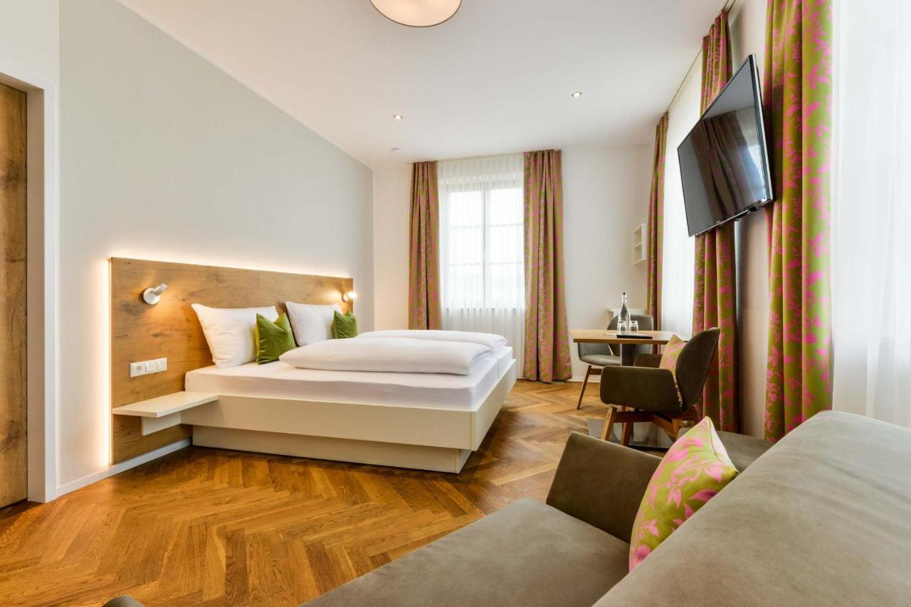 Bett'N Glueck - Uebernachtung & Fruehstueck Bed & Breakfast Zusmarshausen Ngoại thất bức ảnh