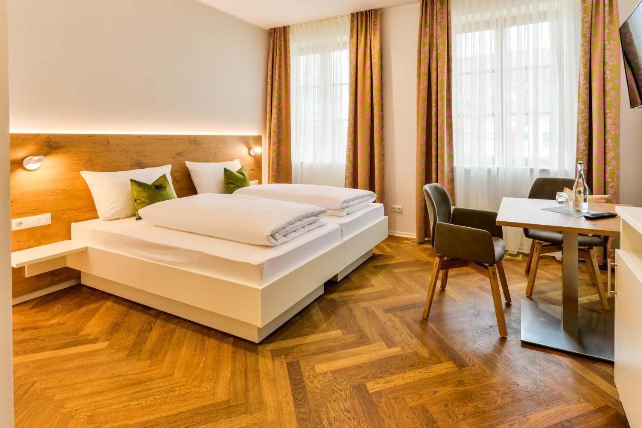 Bett'N Glueck - Uebernachtung & Fruehstueck Bed & Breakfast Zusmarshausen Ngoại thất bức ảnh