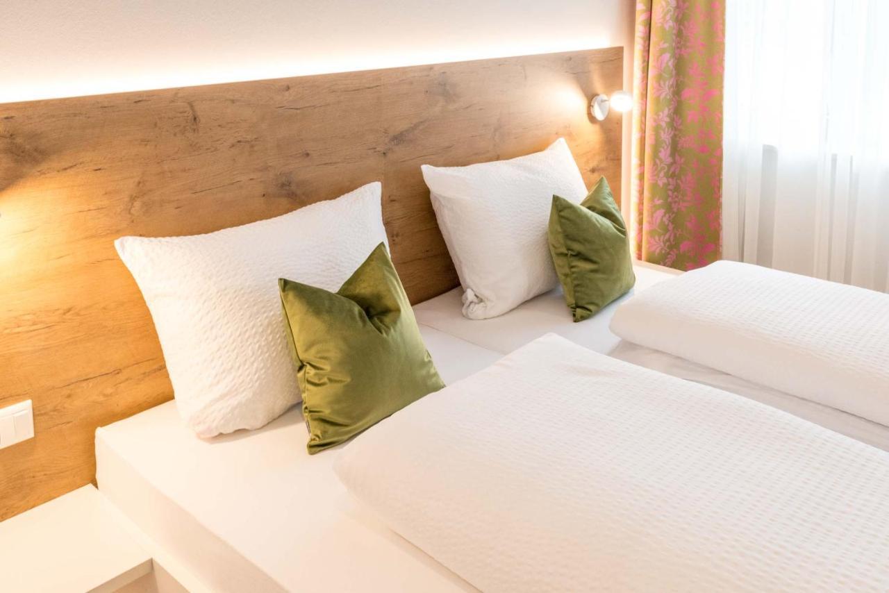 Bett'N Glueck - Uebernachtung & Fruehstueck Bed & Breakfast Zusmarshausen Ngoại thất bức ảnh
