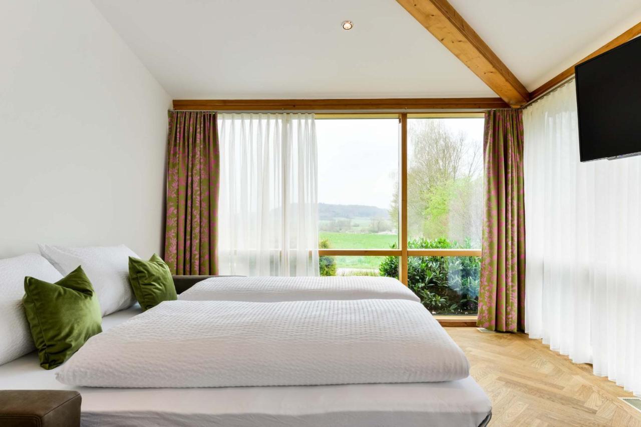 Bett'N Glueck - Uebernachtung & Fruehstueck Bed & Breakfast Zusmarshausen Ngoại thất bức ảnh
